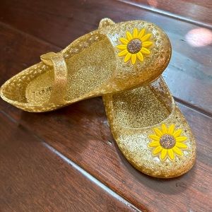 Old Navy girls sunflower jelly shoes 😉